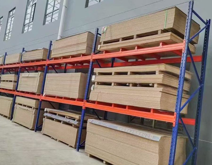 Stalci za teške uvjete (>800 kg/sloj)